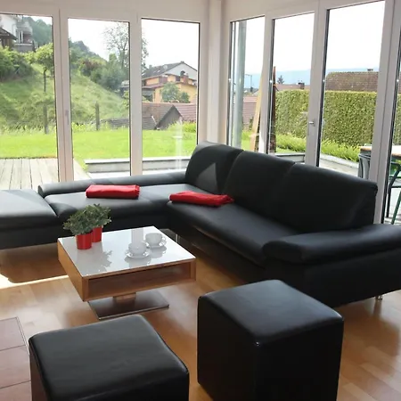 Sonnenhaus Ferienhaus *